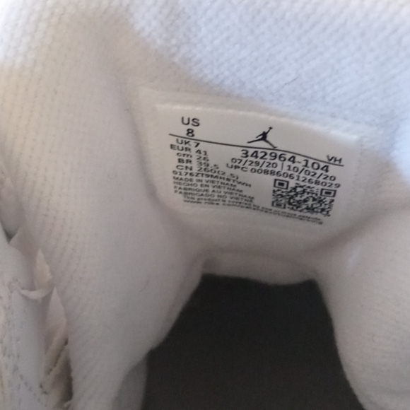 Jordan retros - Picture 5 of 6